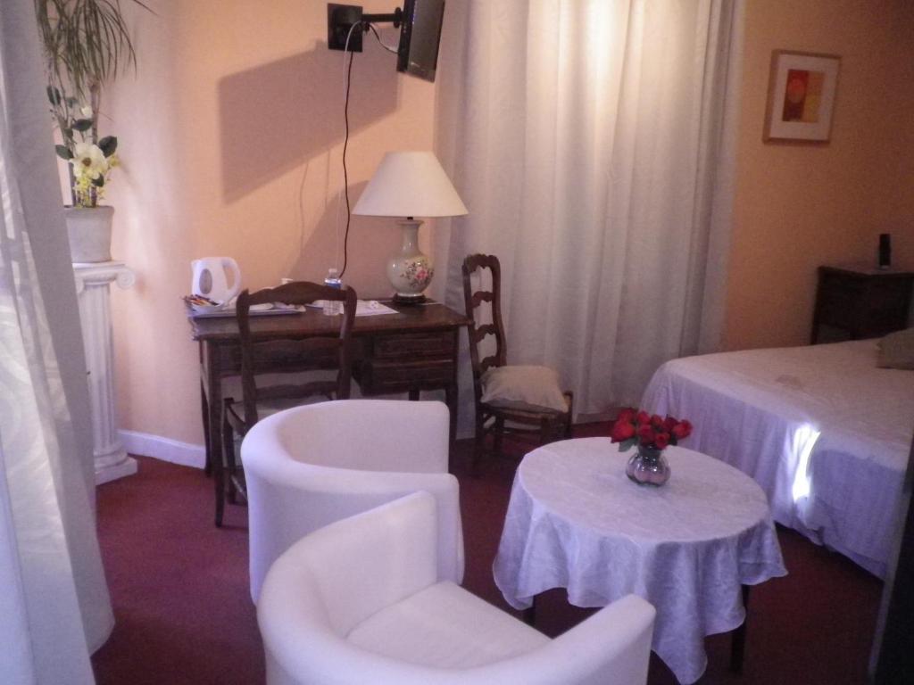 Hotel Ermitage Du Moulin Labotte Haybes Стая снимка