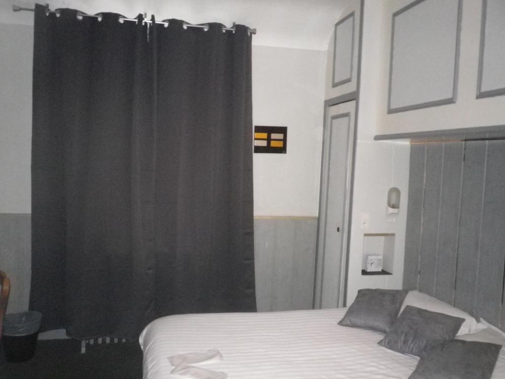 Hotel Ermitage Du Moulin Labotte Haybes Стая снимка