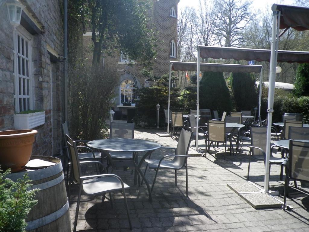 Hotel Ermitage Du Moulin Labotte Haybes Екстериор снимка