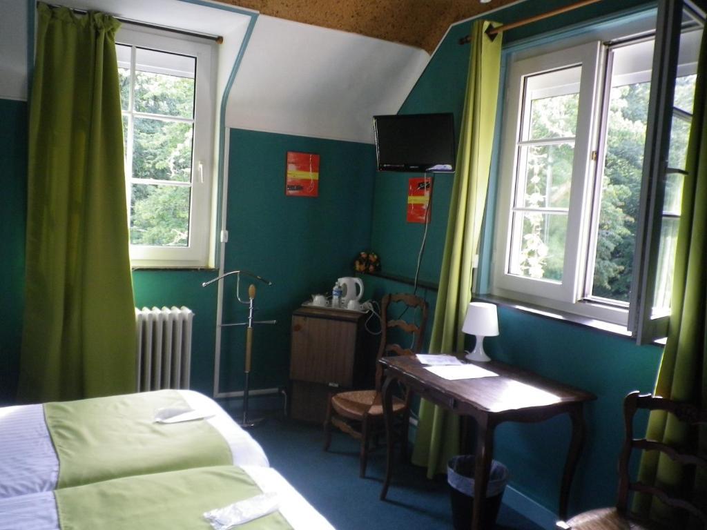 Hotel Ermitage Du Moulin Labotte Haybes Стая снимка