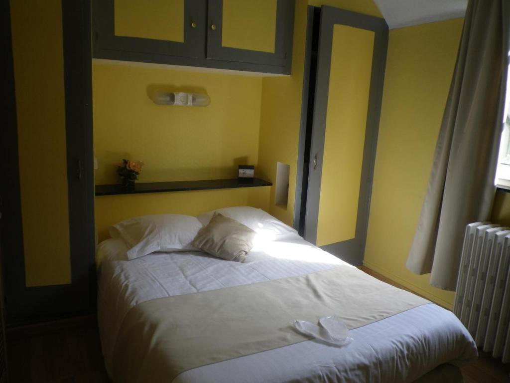Hotel Ermitage Du Moulin Labotte Haybes Стая снимка